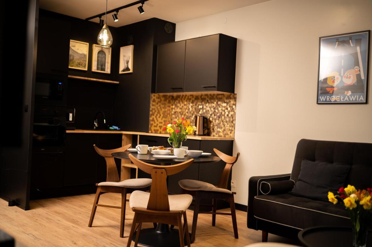 Apartament No1 Wyszynskiego Wrocław Extérieur photo
