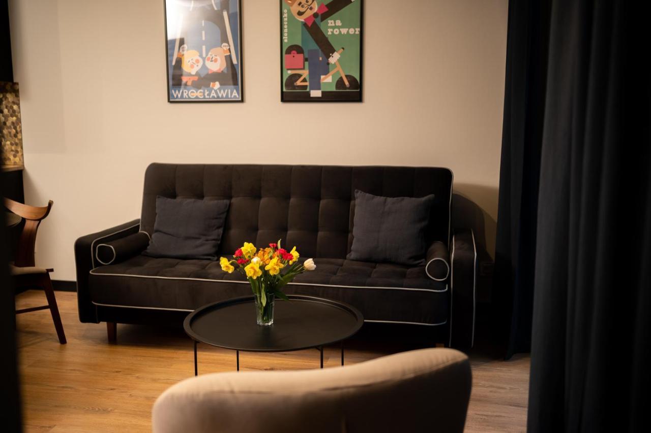 Apartament No1 Wyszynskiego Wrocław Extérieur photo