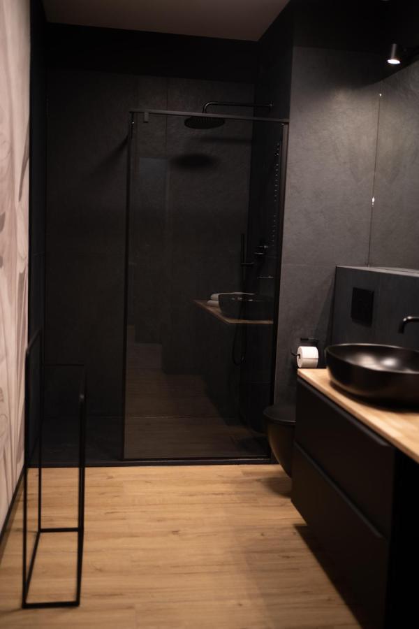 Apartament No1 Wyszynskiego Wrocław Extérieur photo